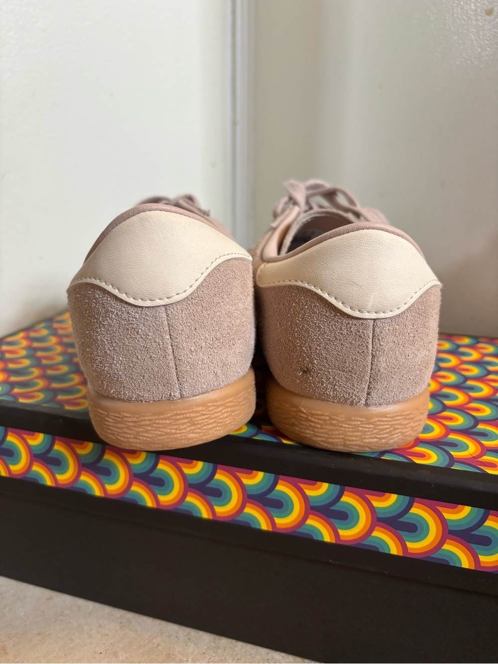 Adidas Stadt Wonder Taupe Sneakers 6 - Picture 4 of 5